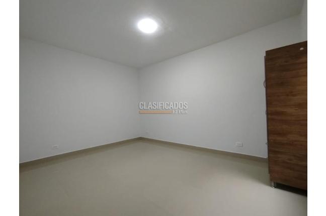 Apartamentos, Alquiler, La Esmeralda - $800.000