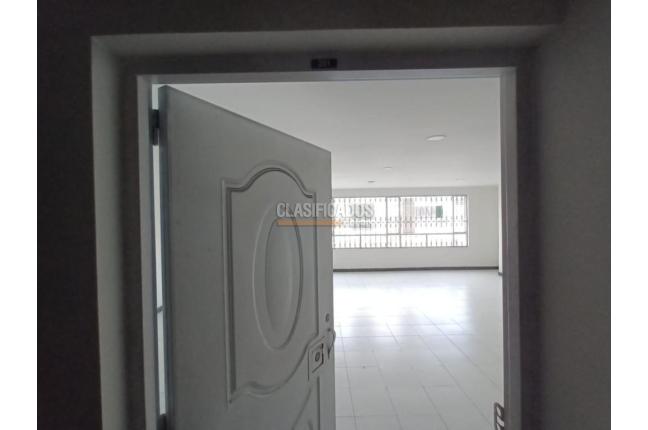 Oficinas y Consultorios, Alquiler en Bogotá