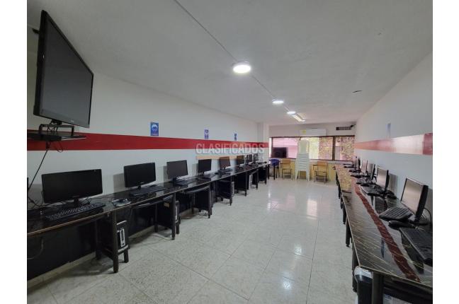 Locales y Bodegas, Venta, Versalles - $720.000.000