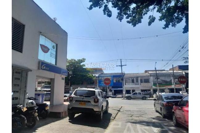 Locales y Bodegas, Alquiler en El Cedro