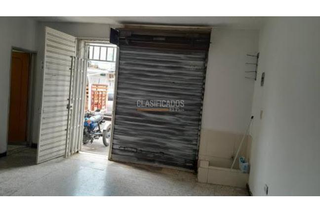 Locales y Bodegas, Alquiler, El Cedro - $750.000