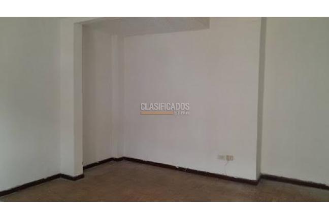 Locales y Bodegas, Alquiler, El Cedro - $750.000