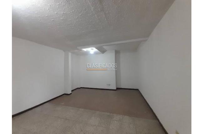 Locales y Bodegas, Alquiler, El Cedro - $750.000