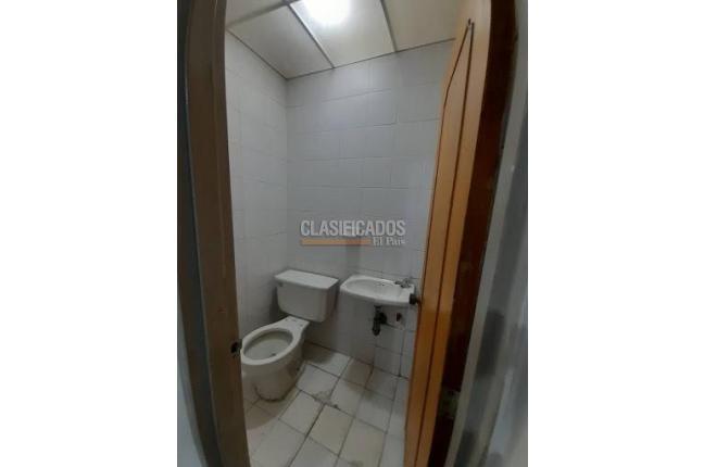 Locales y Bodegas, Alquiler, El Cedro - $750.000