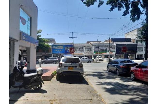 Locales y Bodegas, Alquiler, El Cedro - $750.000