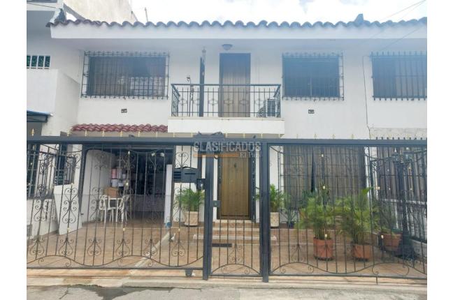 Casas, Venta en El Limonar