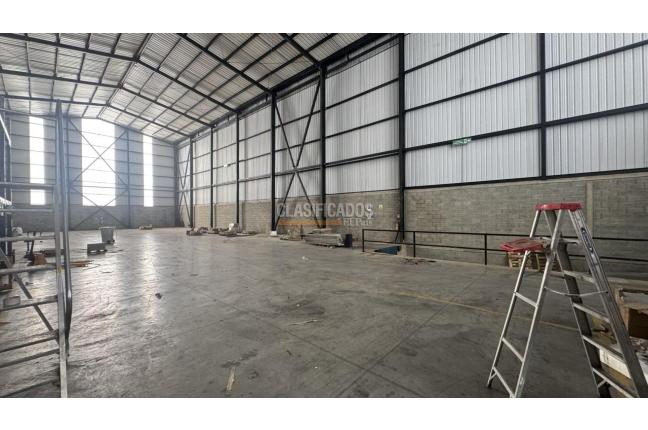 Locales y Bodegas, Venta en Yumbo