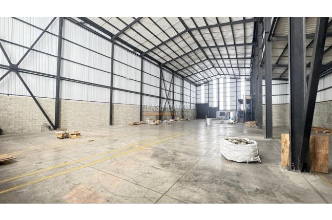 Locales y Bodegas, Venta, Yumbo - $3.000.000.000