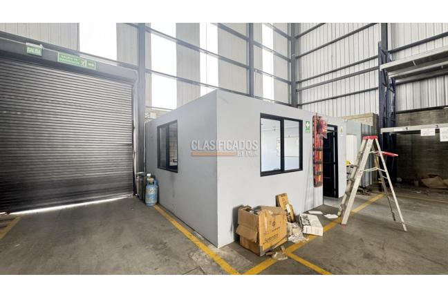 Locales y Bodegas, Venta, Yumbo - $3.000.000.000