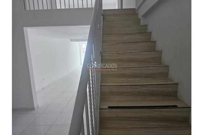 Locales y Bodegas, Alquiler, Versalles - $5.600.000