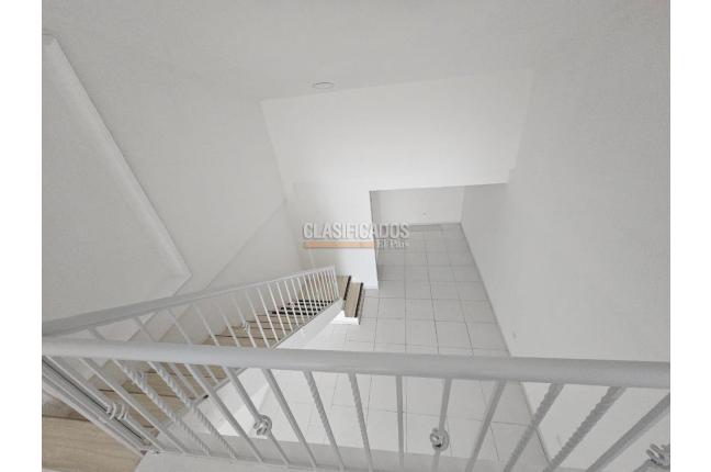 Locales y Bodegas, Alquiler, Versalles - $5.600.000