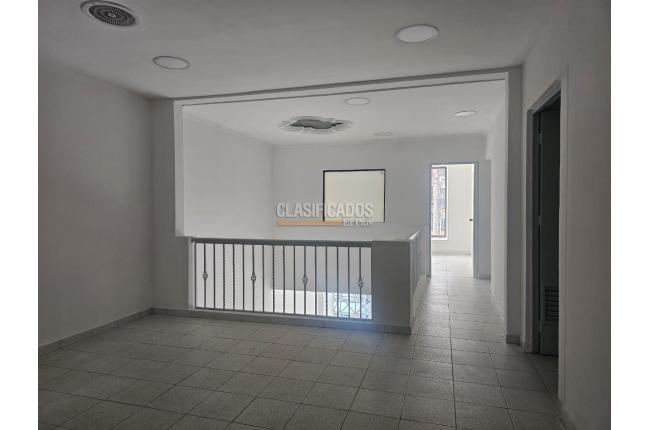 Locales y Bodegas, Alquiler, Versalles - $5.600.000