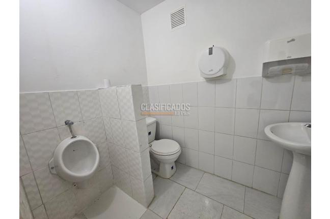 Locales y Bodegas, Alquiler, Versalles - $5.600.000