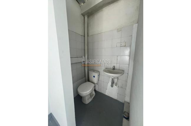 Locales y Bodegas, Alquiler, Bogotá - $2.200.000