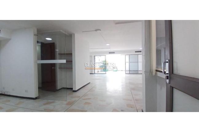 Oficinas y Consultorios, Alquiler, San Vicente - $3.800.000