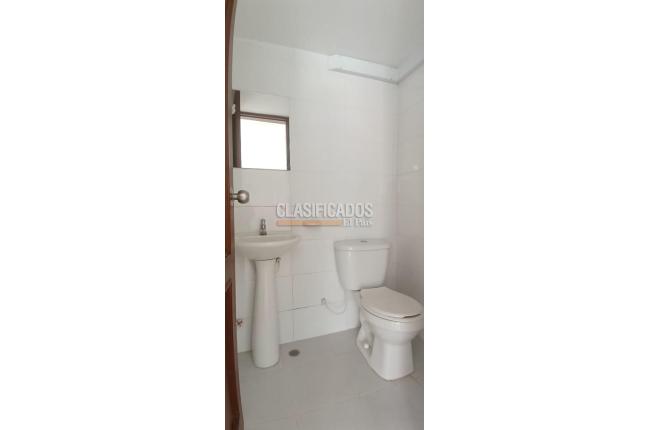 Oficinas y Consultorios, Alquiler, San Vicente - $3.800.000