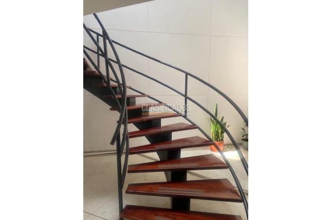 Oficinas y Consultorios, Alquiler, San Vicente - $9.500.000