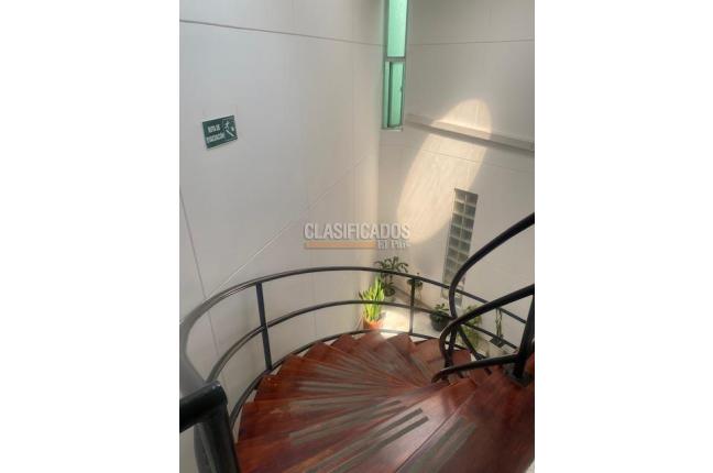 Oficinas y Consultorios, Alquiler, San Vicente - $9.500.000