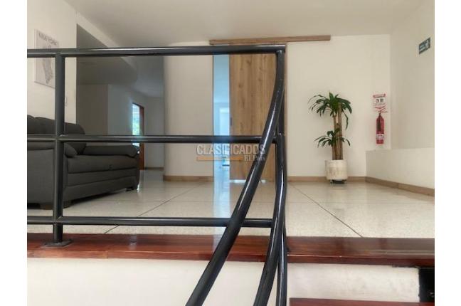 Oficinas y Consultorios, Alquiler, San Vicente - $9.500.000