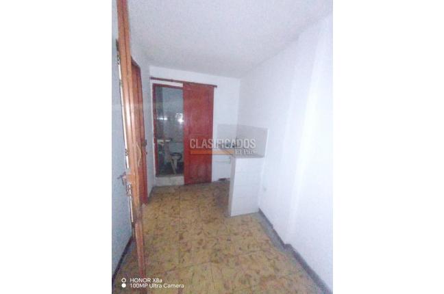 Edificios, Venta, Bretaña - $630.000.000