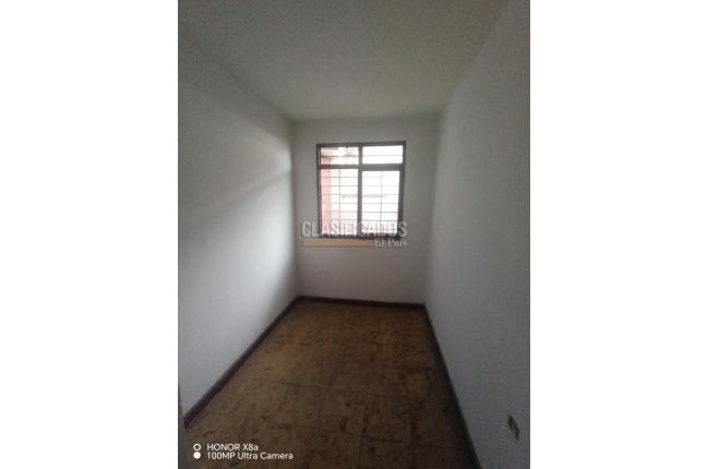 Edificios, Venta, Bretaña - $630.000.000