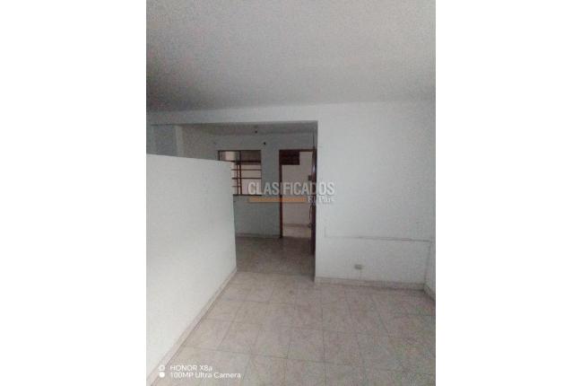 Edificios, Venta, Bretaña - $630.000.000