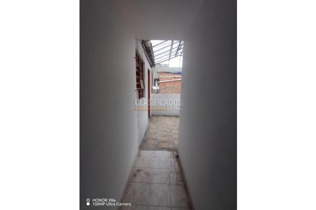 Edificios, Venta, Bretaña - $630.000.000