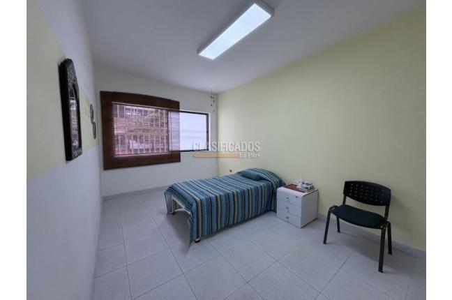 Casas, Venta, Champagñat - $910.000.000