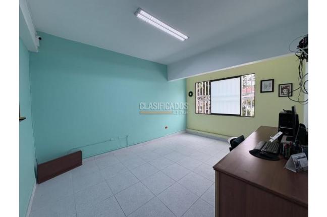 Casas, Venta, Champagñat - $910.000.000