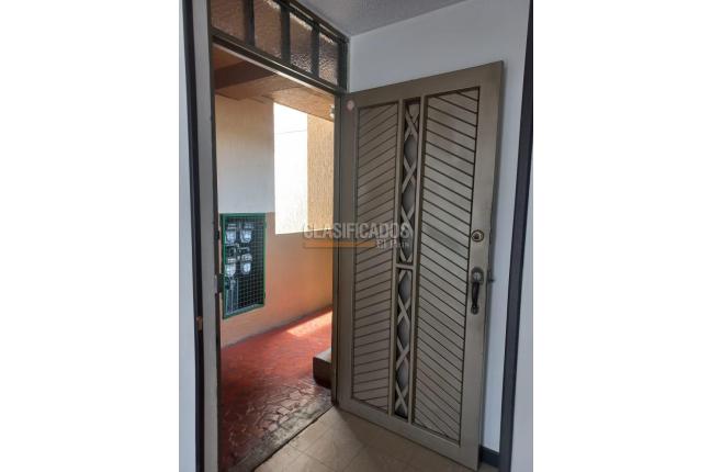 Apartamentos, Venta en Brisas de los Álamos