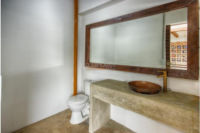 Edificios, Alquiler en La Flora