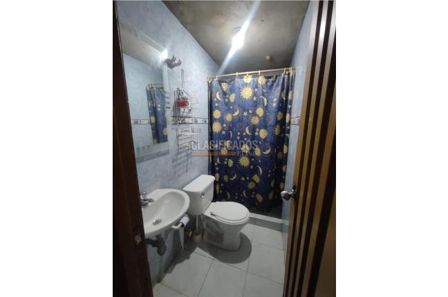 Casas, Venta, El Poblado - $250.000.000