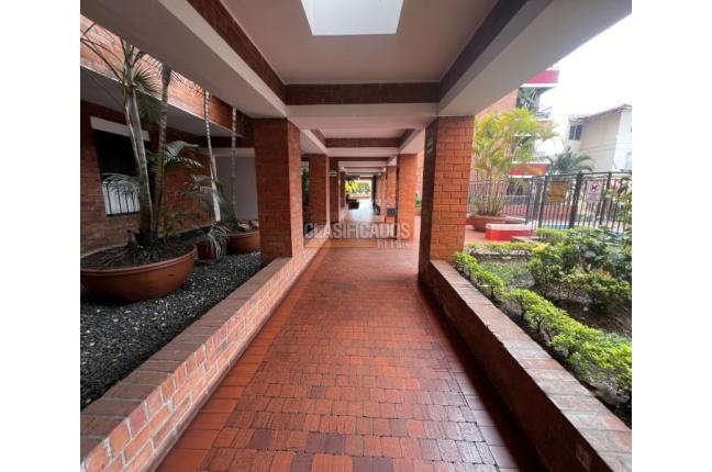 Apartamentos, Venta en Prados del Norte