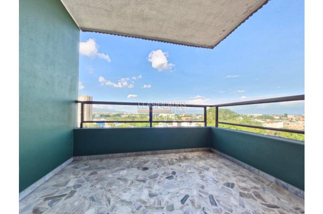 Apartamentos, Venta en Ed. Versalles