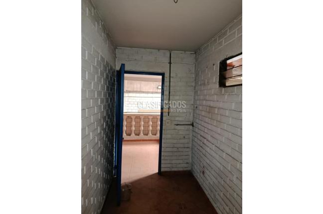 Locales y Bodegas, Venta, San Nicolás - $1.670.000.000