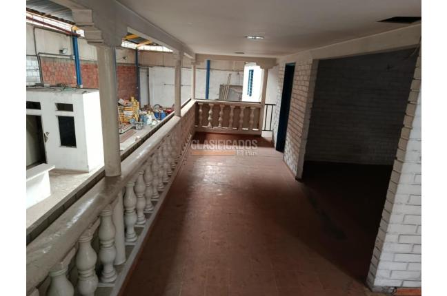 Locales y Bodegas, Venta, San Nicolás - $1.670.000.000