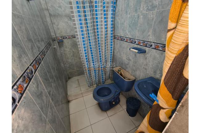 Casas, Venta, Comuneros - $205.000.000