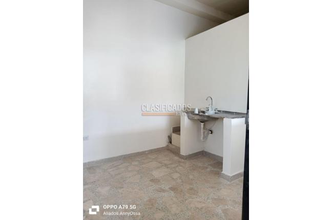 Oficinas y Consultorios, Alquiler, El Templete - $3.500.000