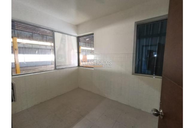 Locales y Bodegas, Alquiler, Bucaramanga - $145.000.000