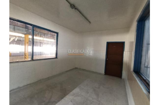 Locales y Bodegas, Alquiler, Bucaramanga - $145.000.000