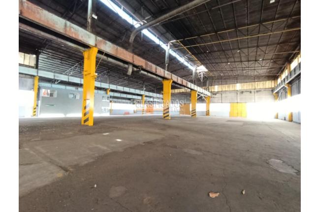 Locales y Bodegas, Alquiler, Bucaramanga - $145.000.000