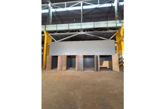 Locales y Bodegas, Alquiler, Bucaramanga - $145.000.000