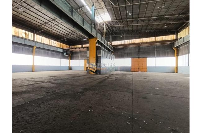 Locales y Bodegas, Alquiler, Bucaramanga - $145.000.000