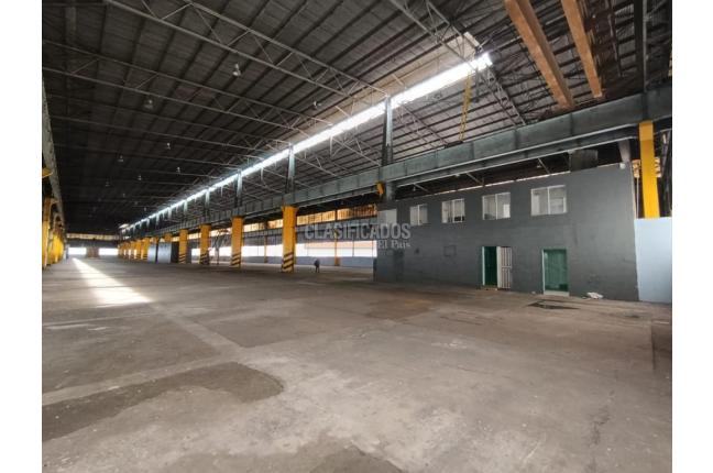 Locales y Bodegas, Alquiler, Bucaramanga - $145.000.000