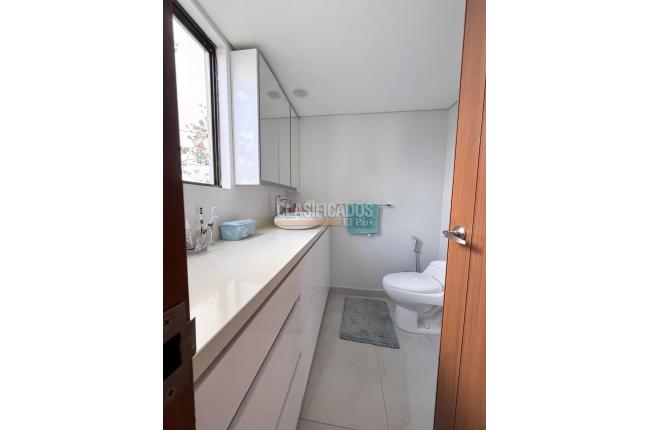 Apartamentos, Venta, Multicentro - $600.000.000