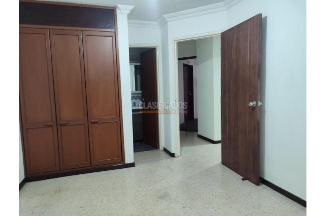 Apartaestudios, Alquiler, Granada - $1.650.000