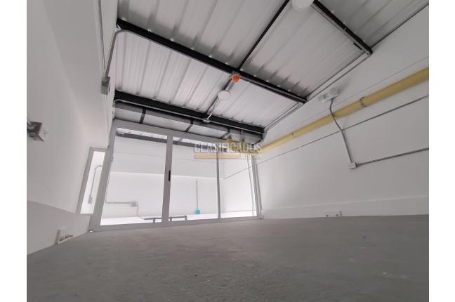 Oficinas y Consultorios, Alquiler, Ciudad Pacifica - $2.750.000