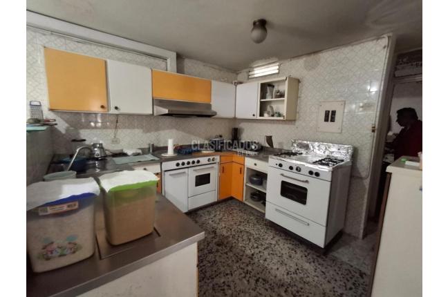 Apartamentos, Venta, Granada - $380.000.000