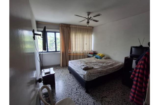 Apartamentos, Venta, Granada - $380.000.000