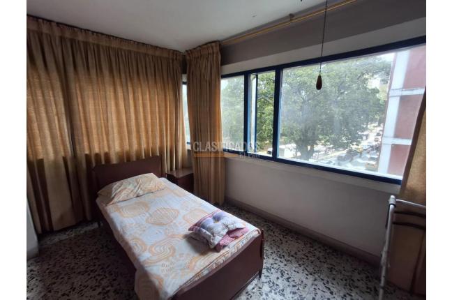 Apartamentos, Venta, Granada - $380.000.000
